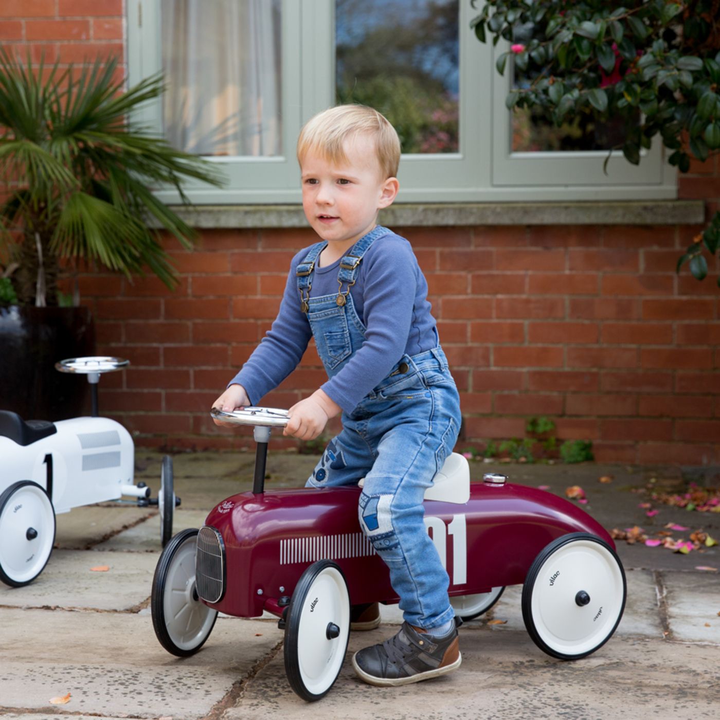 Vilac Classic Metal Car - Burgundy