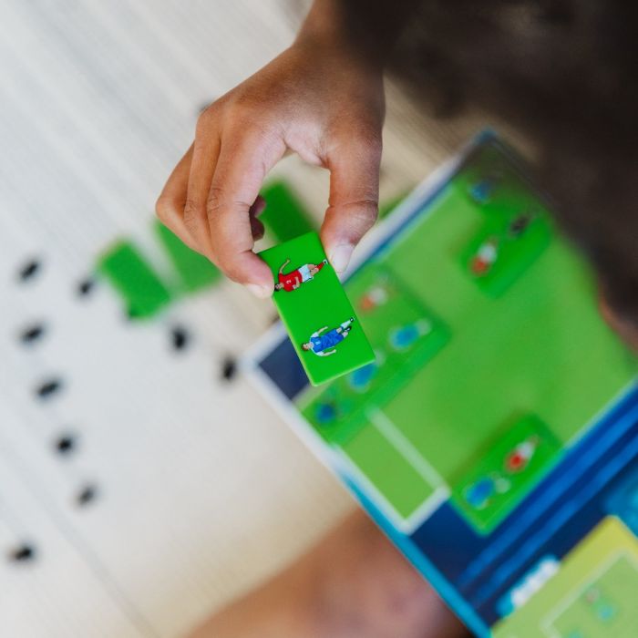 Gooal! Magnetic Football Puzzle Game